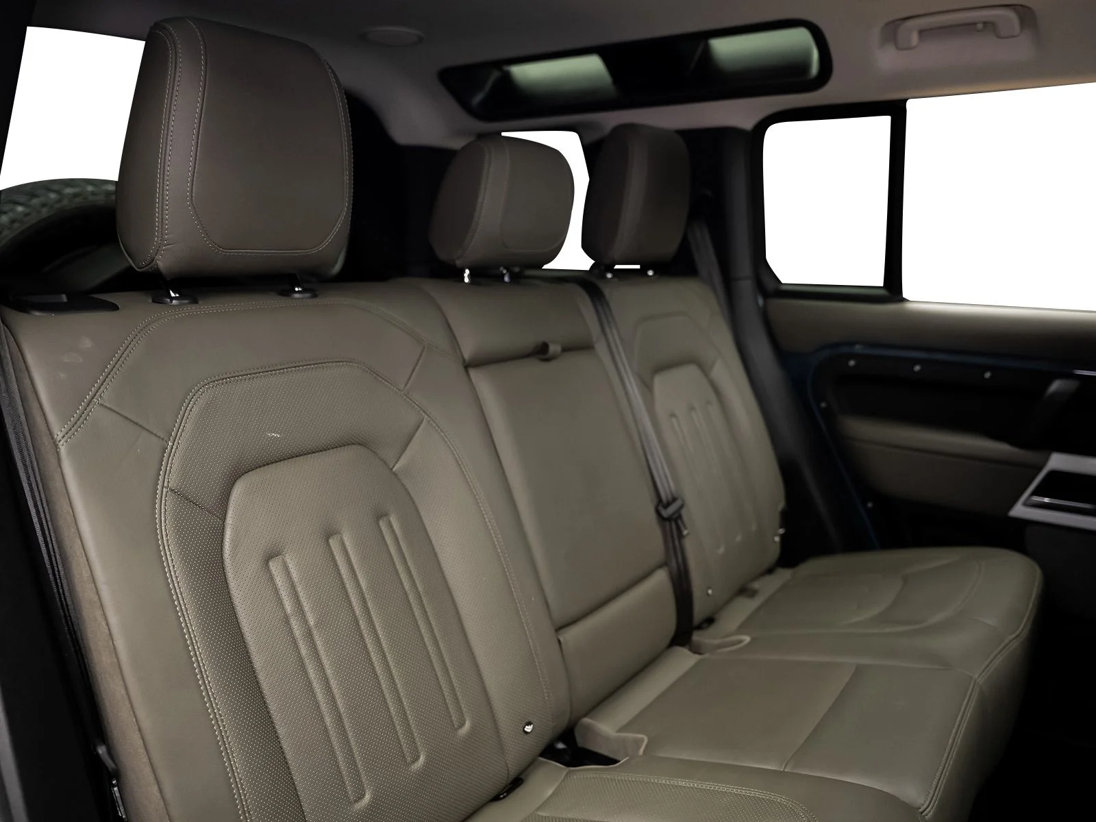 Used 2020 Blue Land Rover HSE image 36