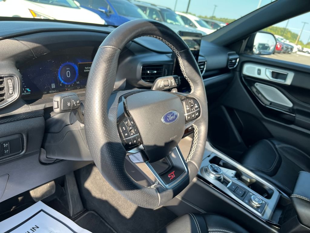 Used 2022 Gray Ford ST image 14