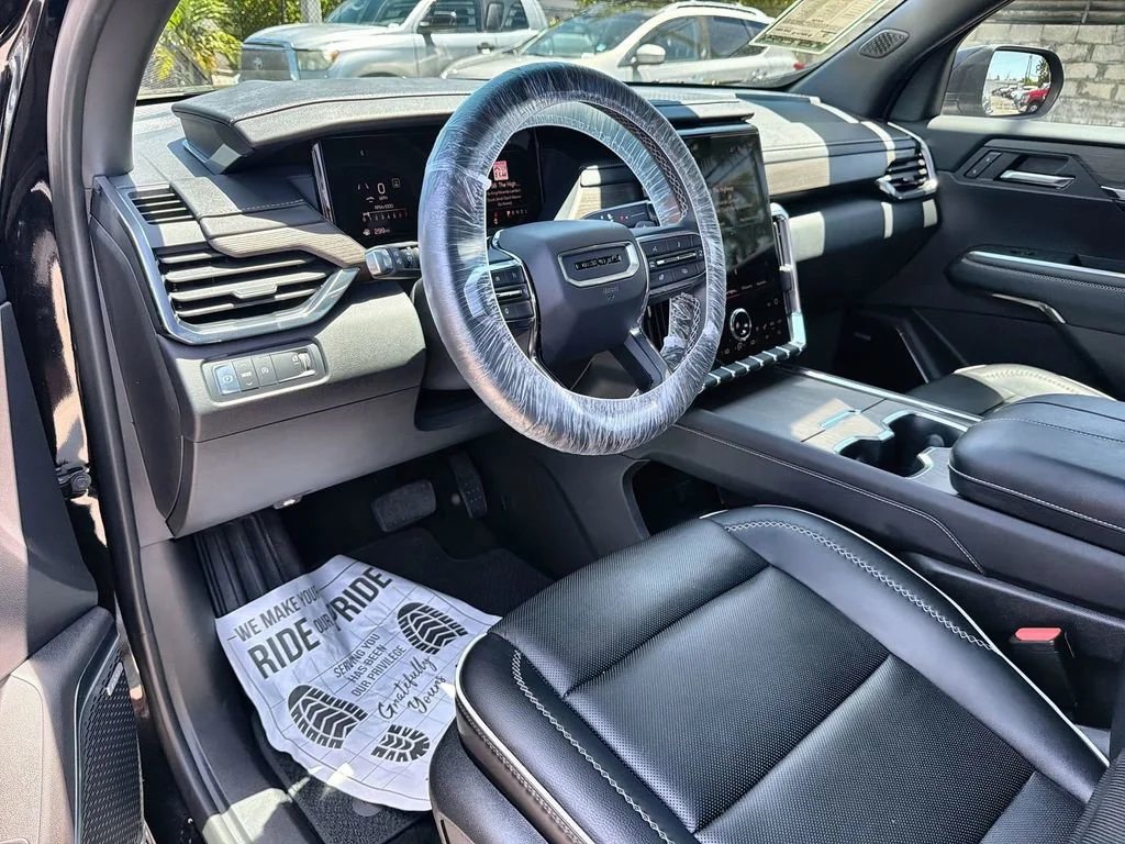Used 2025 Ebony Twilight Metallic GMC Denali image 16