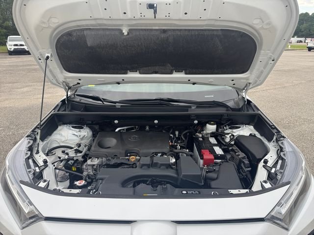 Certified Used 2023 Pearl Toyota XLE Premium image 20