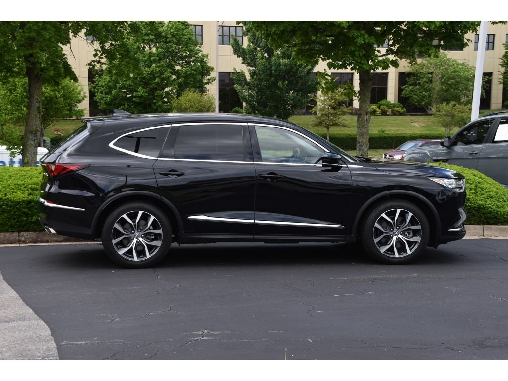 Used 2022 Majestic Black Pearl Acura w/Technology Package image 3
