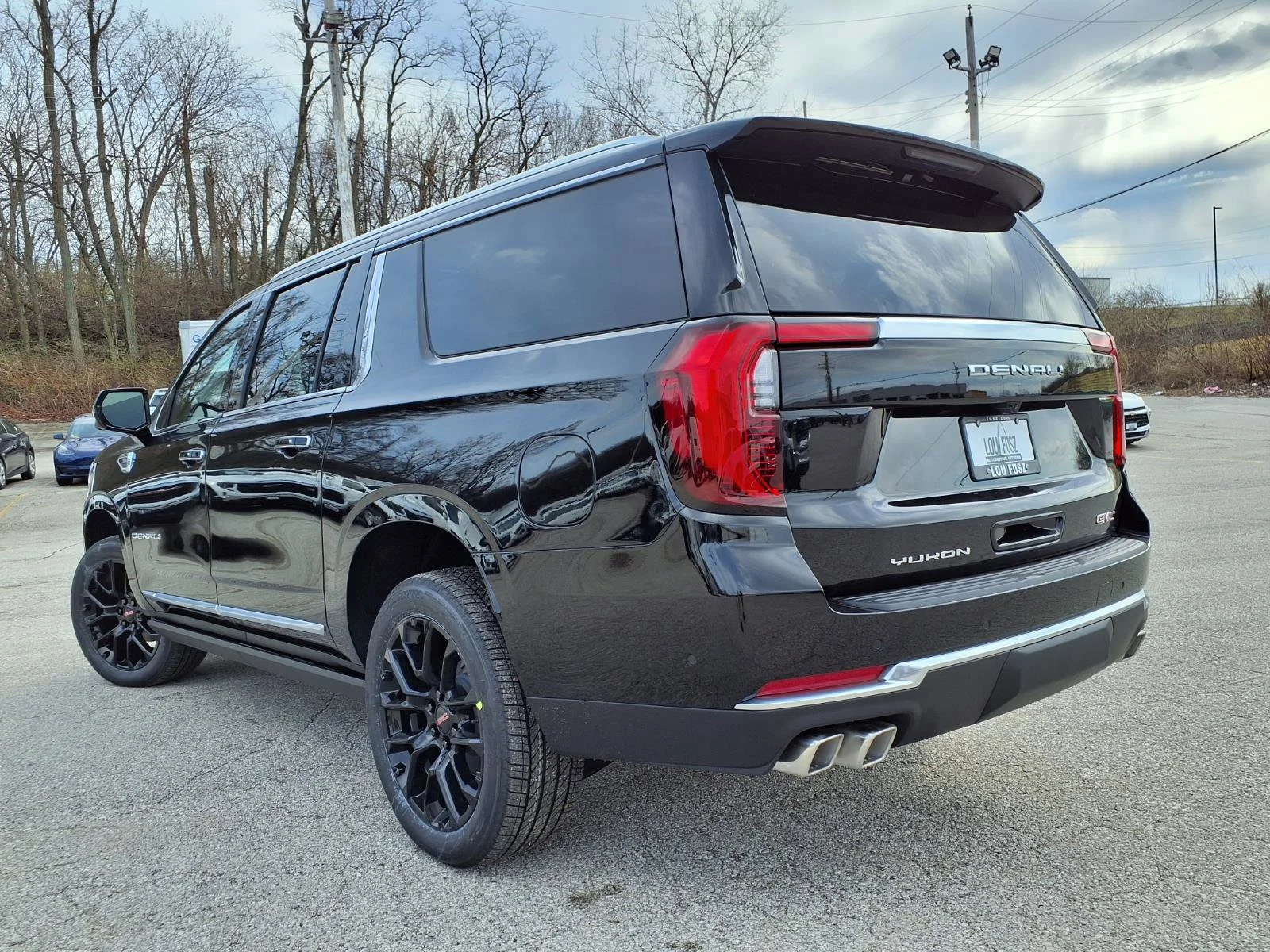 2026 GMC Yukon XL Denali - Photo 23