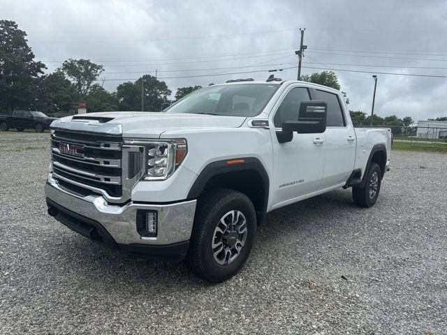 2022 GMC Sierra 4WD Crew Cab Standard Box SLE's photo