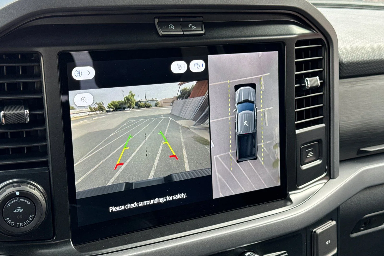 New 2026 White Ford XLT image 21