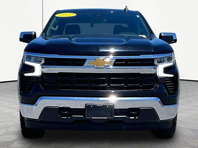 Used 2022 Black Chevrolet LT image 2