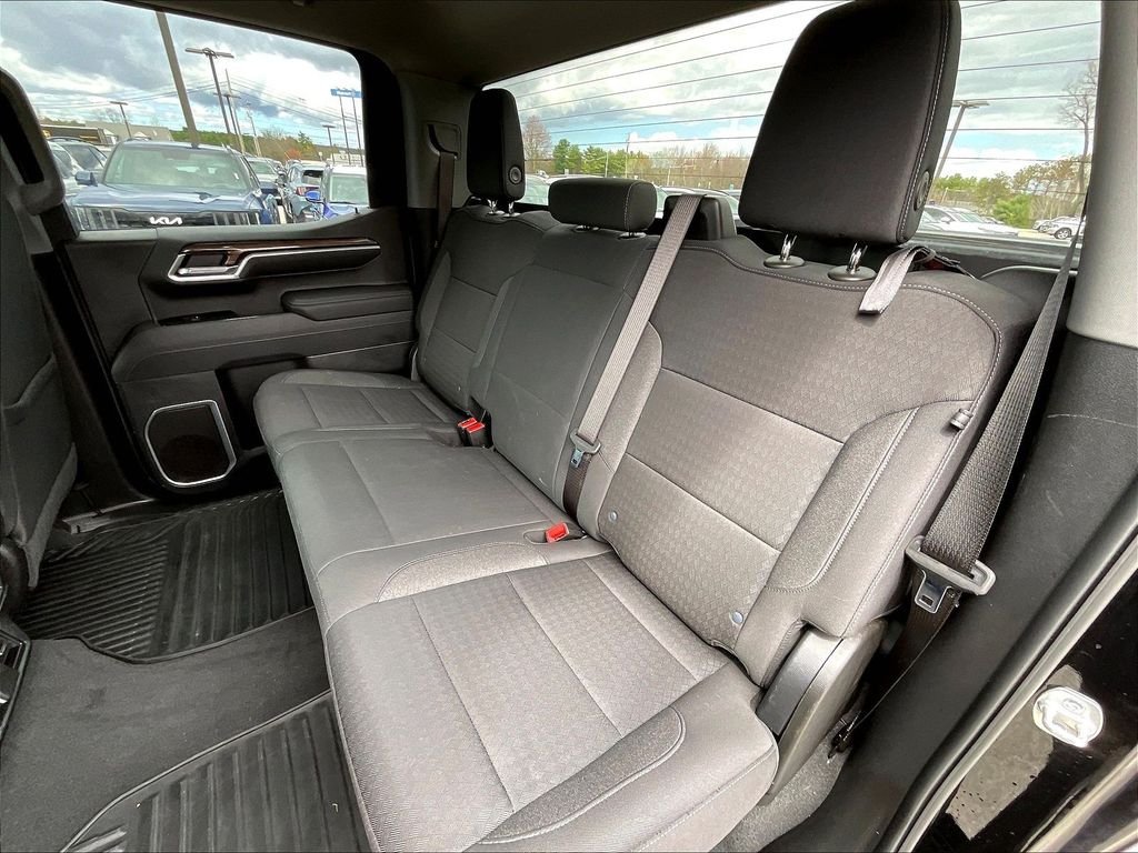 Used 2025 Black Chevrolet LT image 14