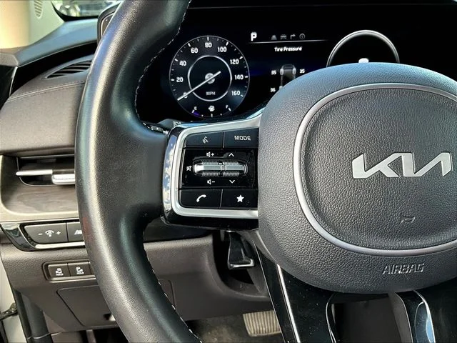Certified Used 2023 White Kia SX image 14