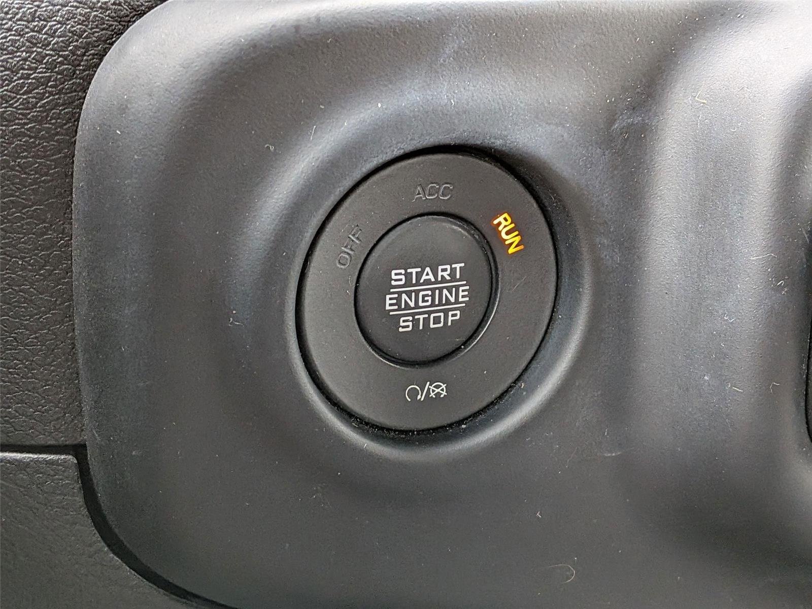 Used 2021 Snazzberry Pearlcoat Jeep Unlimited Sahara image 21