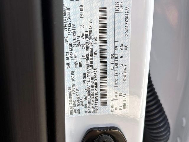 Used 2021 White Ford XLT image 32
