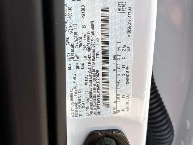Used 2021 Oxford White Ford XLT image 32