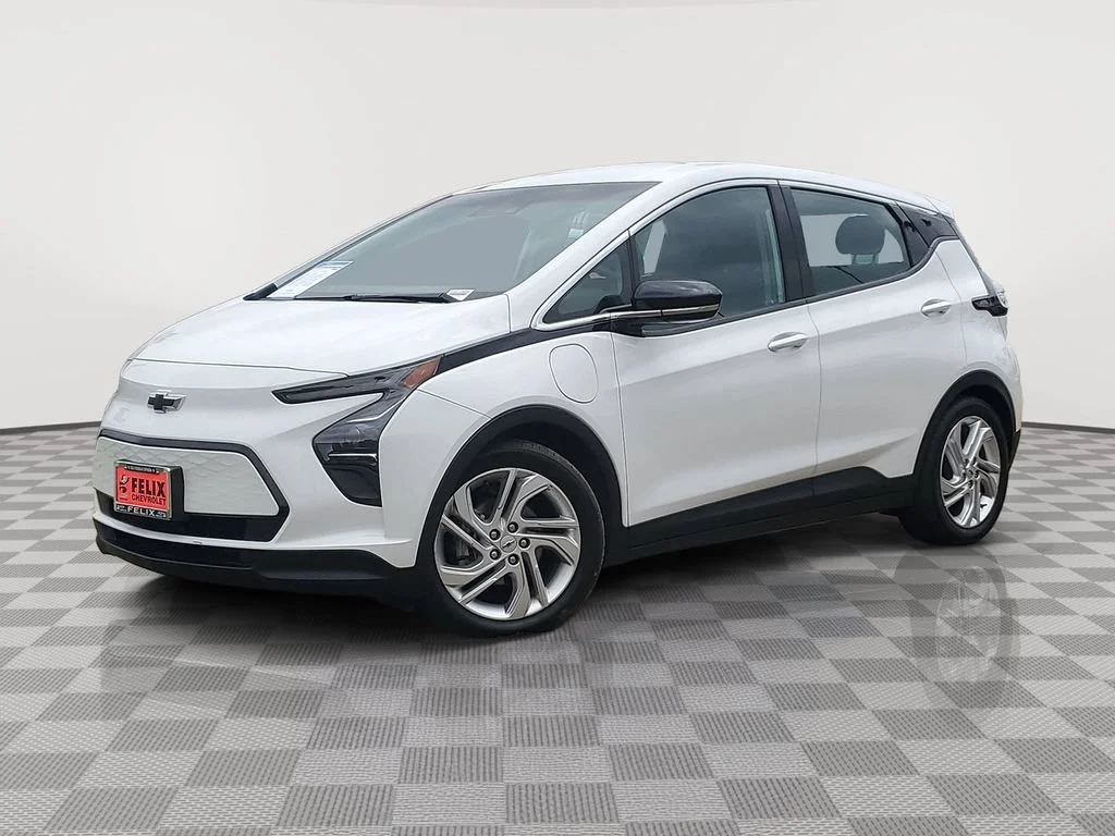 Used 2023 Chevrolet Bolt EV LT with VIN 1G1FW6S00P4127268 for sale in Los Angeles, CA