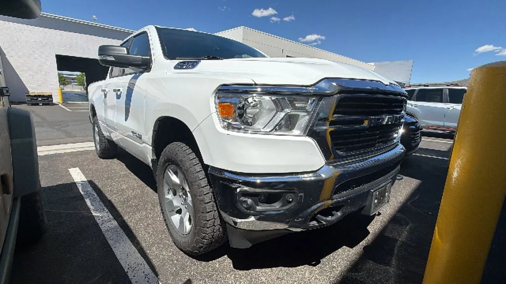 2020 RAM 1500 Big Horn/Lone Star 4x4 Quad Cab 6'4's photo