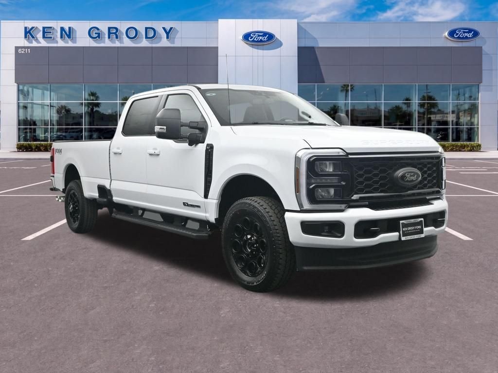 2026 Ford F-350 XLT 4x4 Crew Cab 8' Box SRW's photo