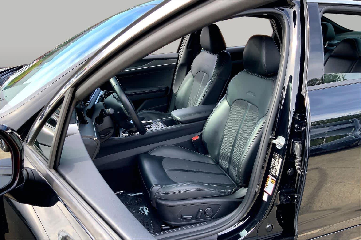 Used 2023 Ebony Black Kia GT-Line image 8