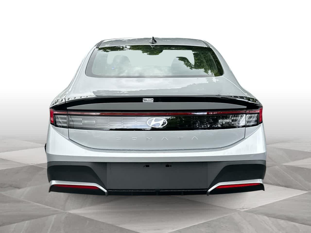 New 2026 Aero Silver Hyundai SE image 36