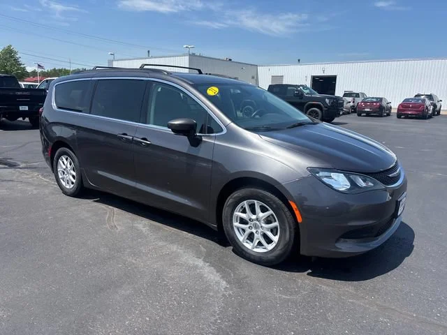 Used 2021 Gray Chrysler LXI image 9