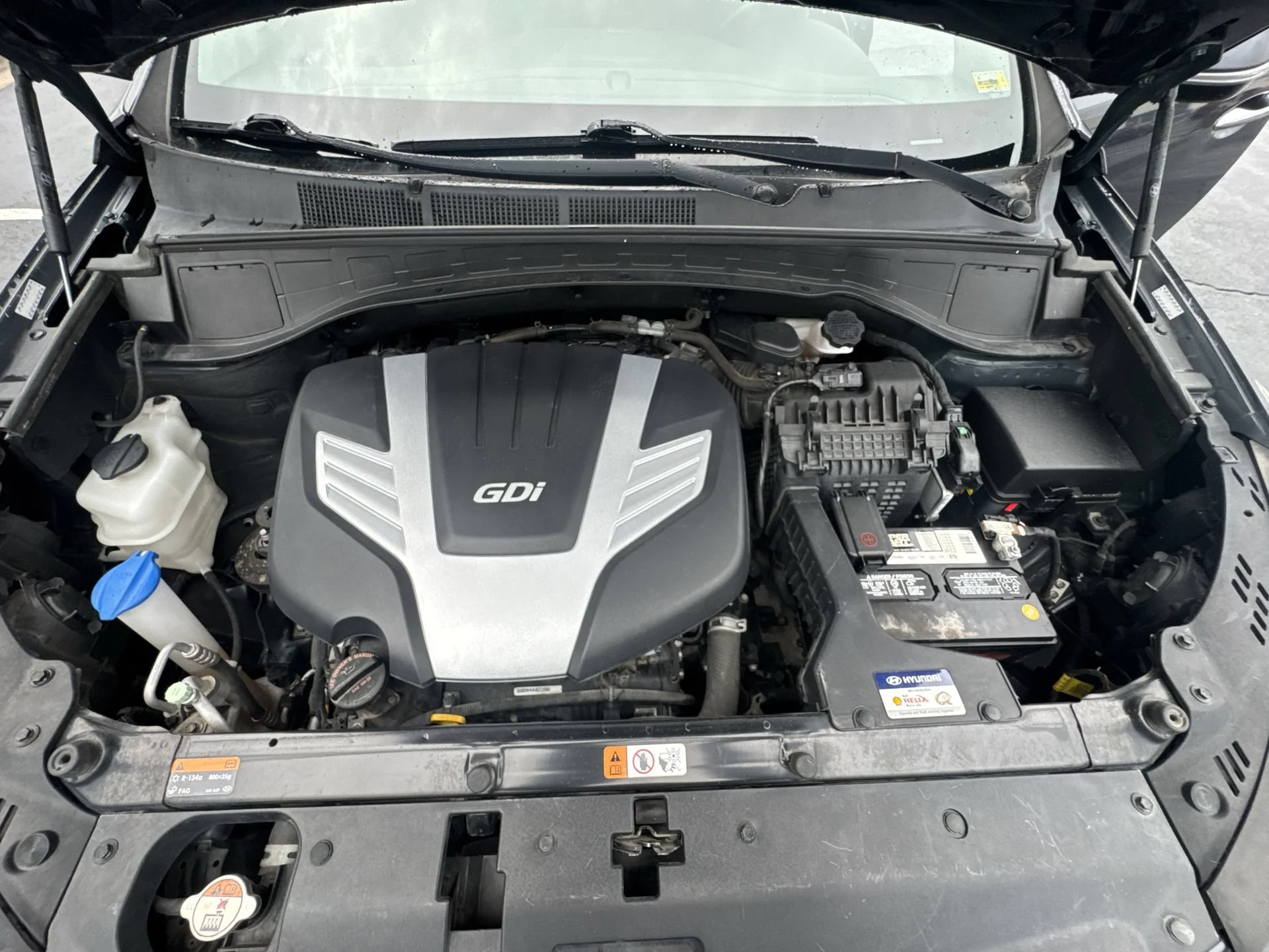 Used 2018 Night Sky Pearl Hyundai SE image 26