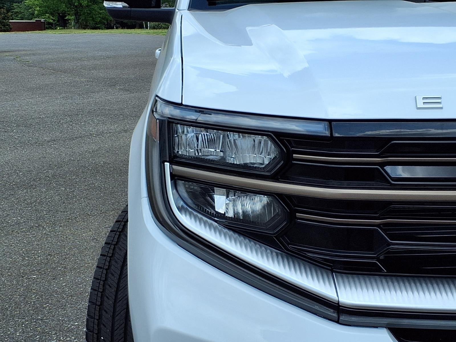 New 2026 Oxford White Ford MAX King Ranch® image 15