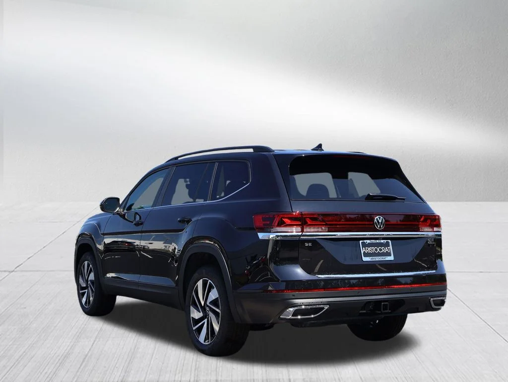 New 2026 Black Volkswagen SE w/Technology image 23