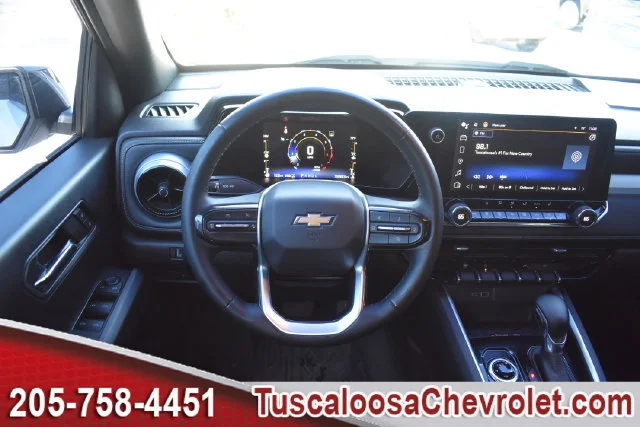 Used 2023 SUMMIT WHITE Chevrolet 4WD LT image 27