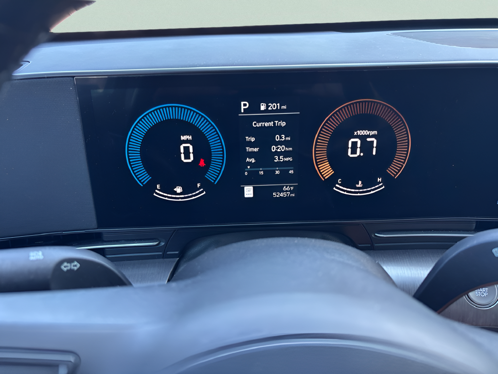 Certified Used 2025 Gray Hyundai SEL image 29