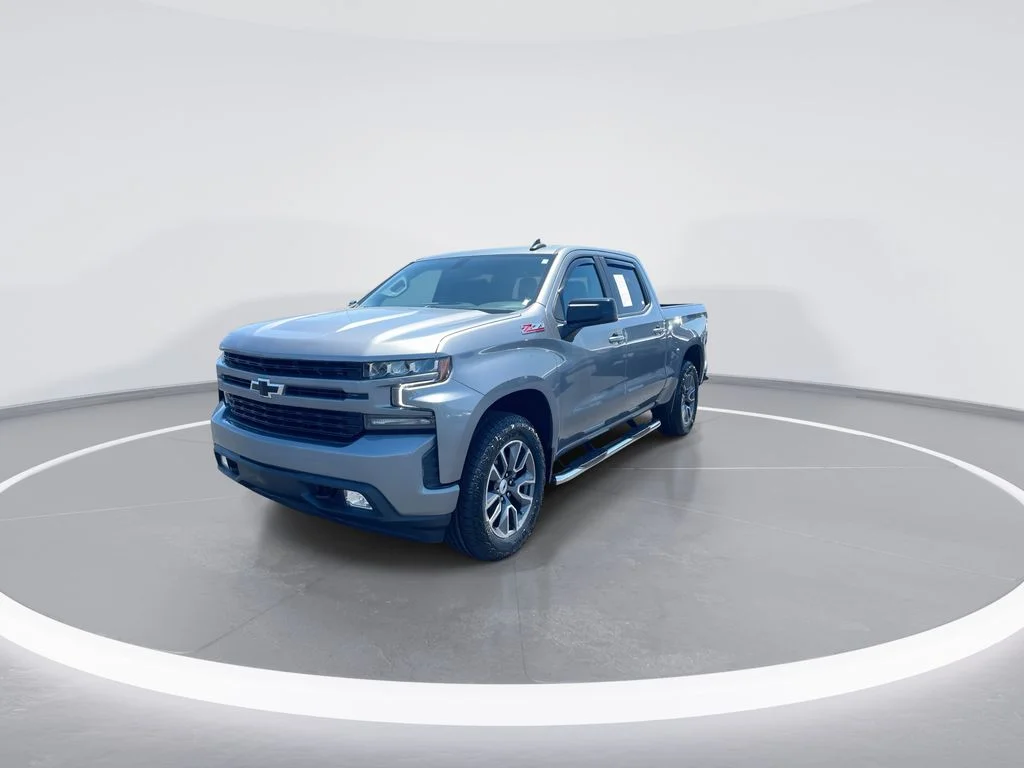 Used 2021 Gray Chevrolet RST image 4