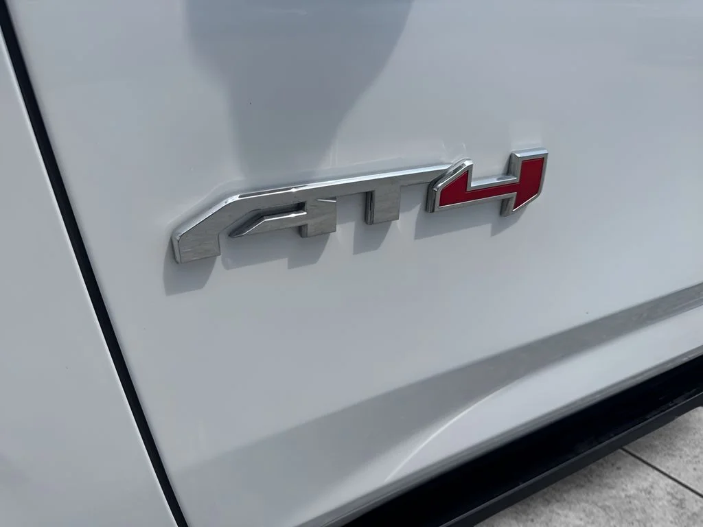 Used 2023 White GMC AT4 image 39