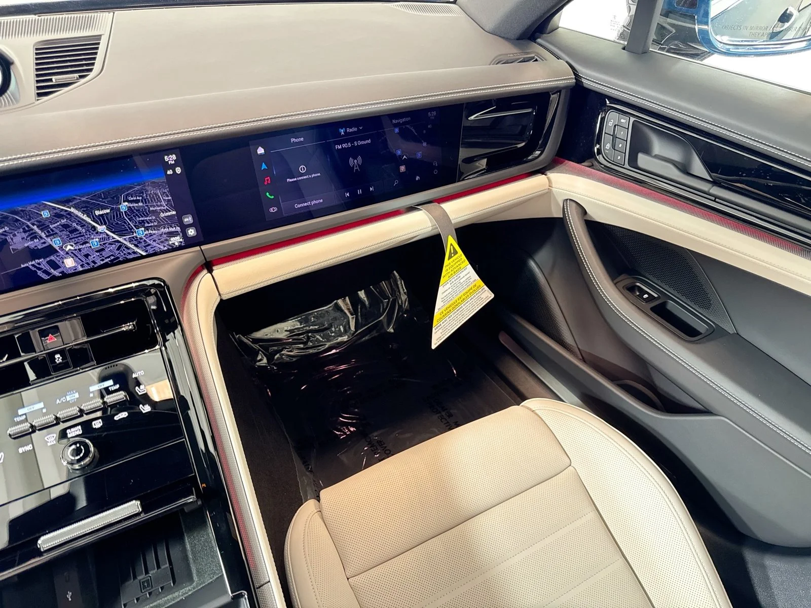 New 2026 Montego Blue Metallic Porsche 4 E-Hybrid image 21