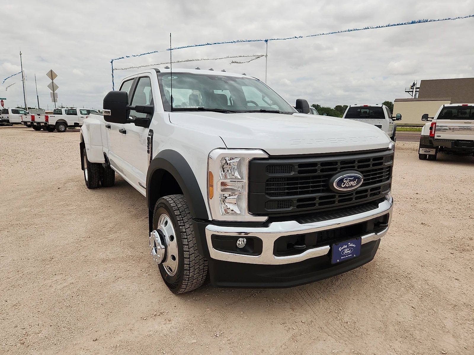 New 2026 Oxford White Ford F-450® XL image 1