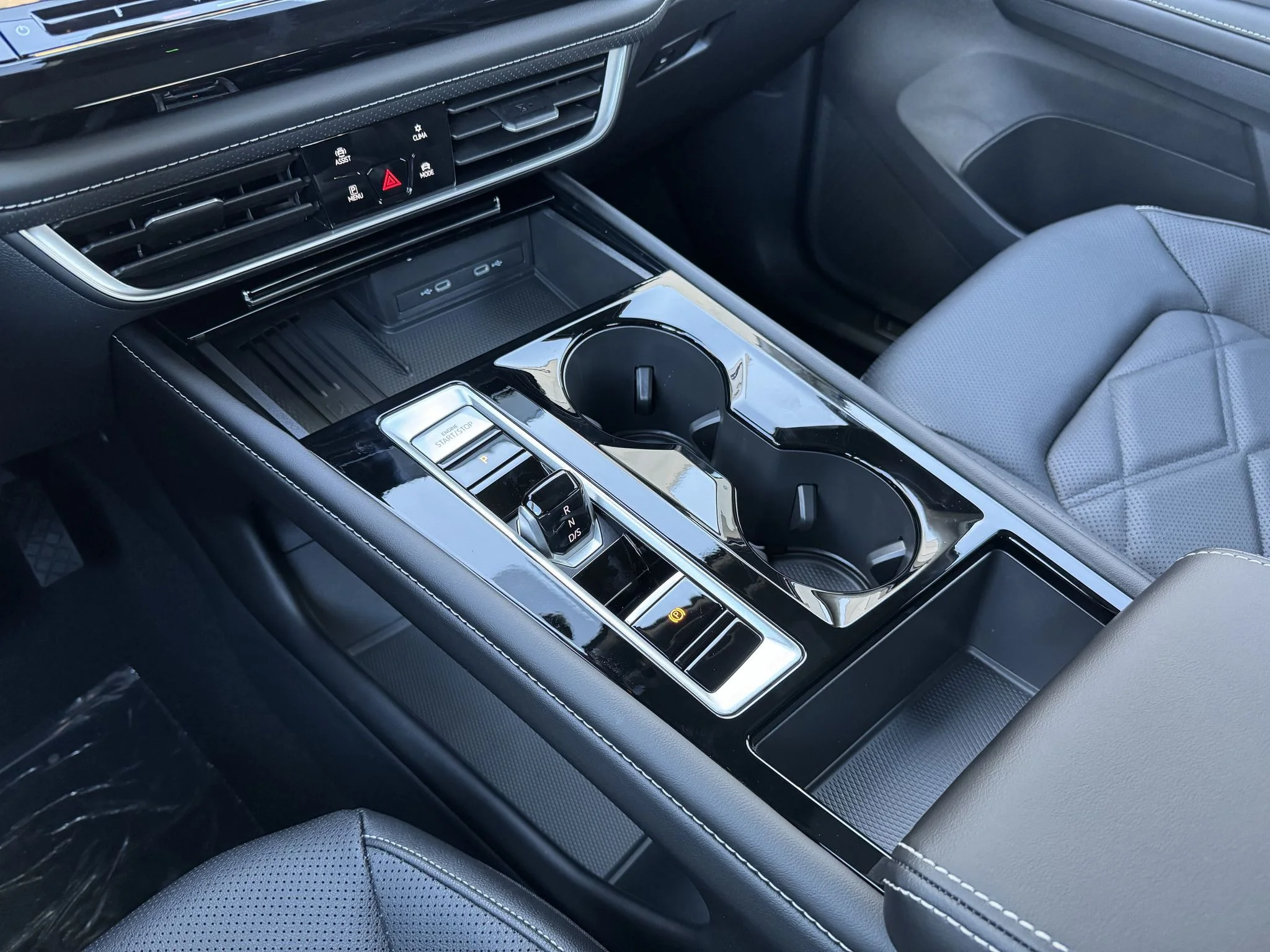 New 2026 Pure Gray Volkswagen 2.0T SE w/Technology image 30