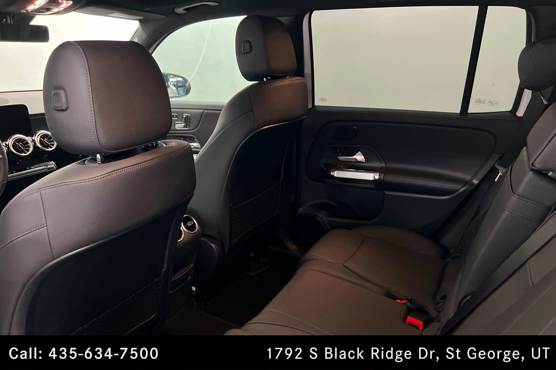 Certified Used 2026 Polar White Mercedes-Benz GLB 250 image 20