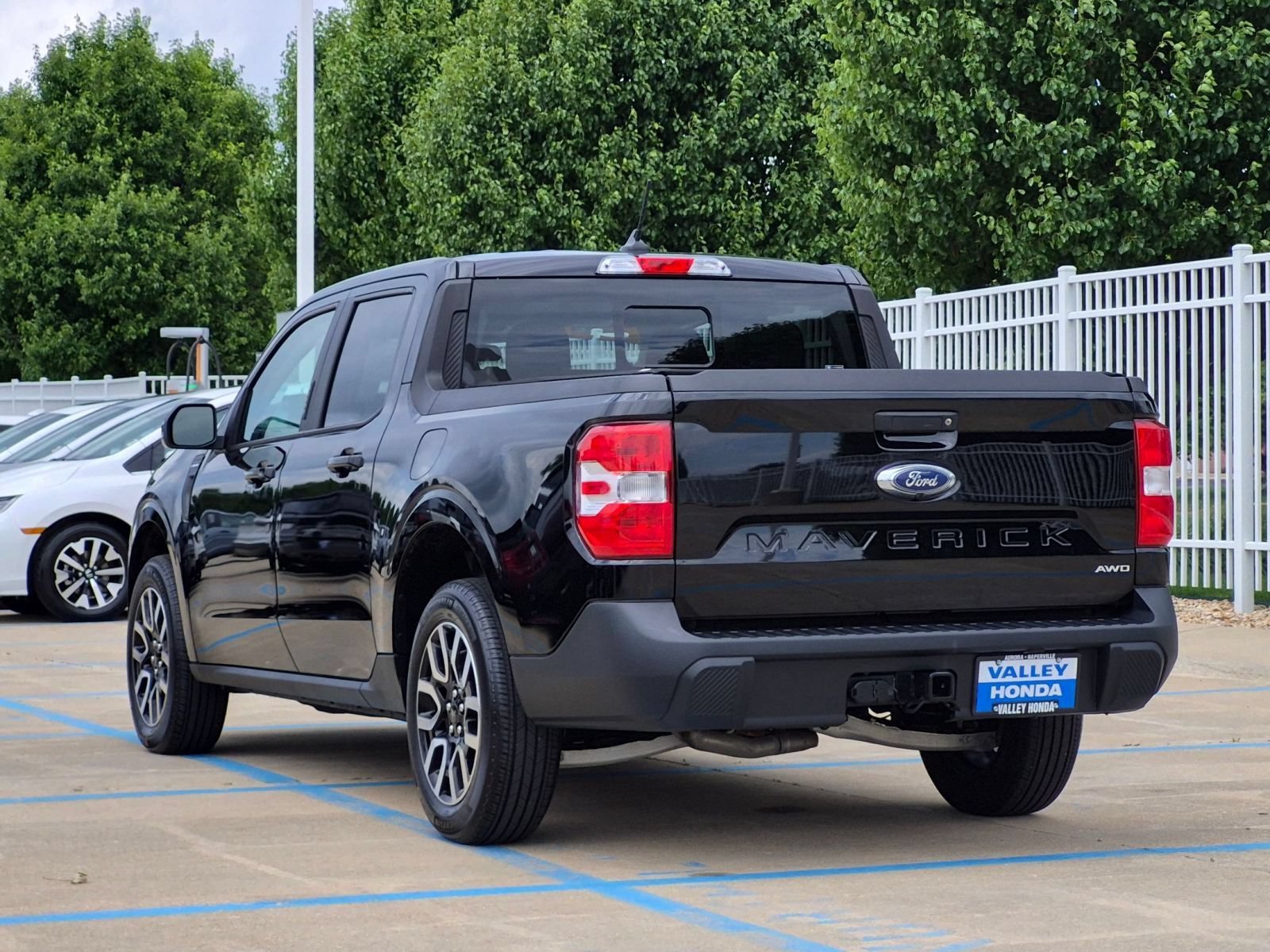 Used 2023 Shadow Black Ford LARIAT image 8