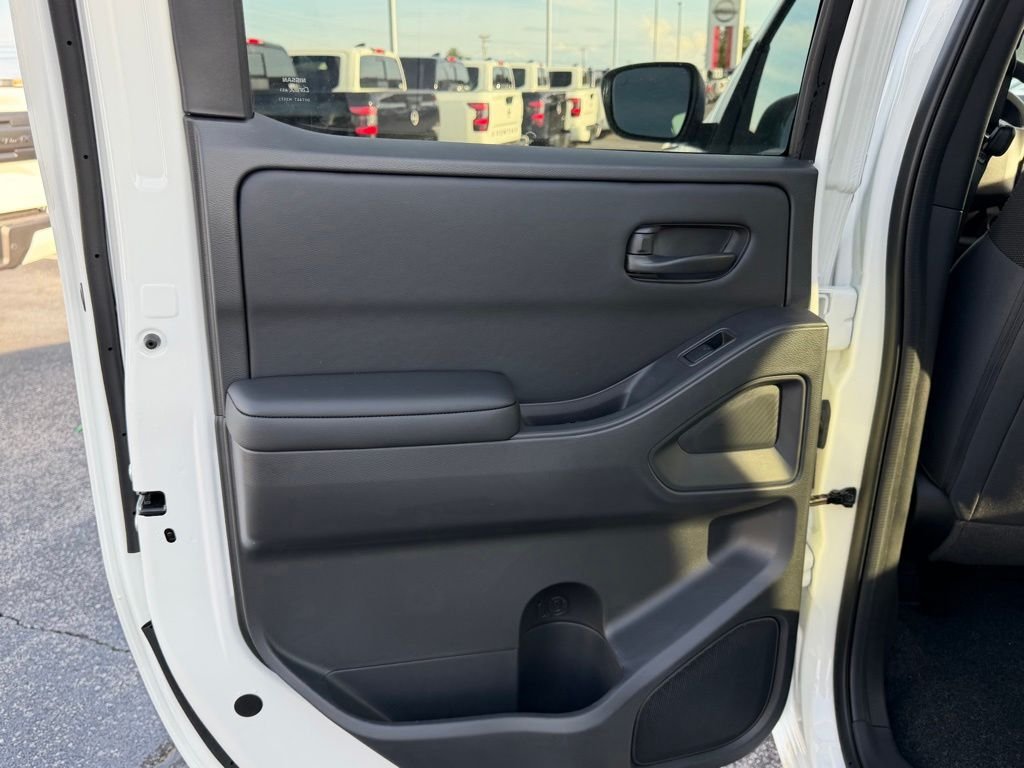 New 2026 Glacier White Nissan SV image 15