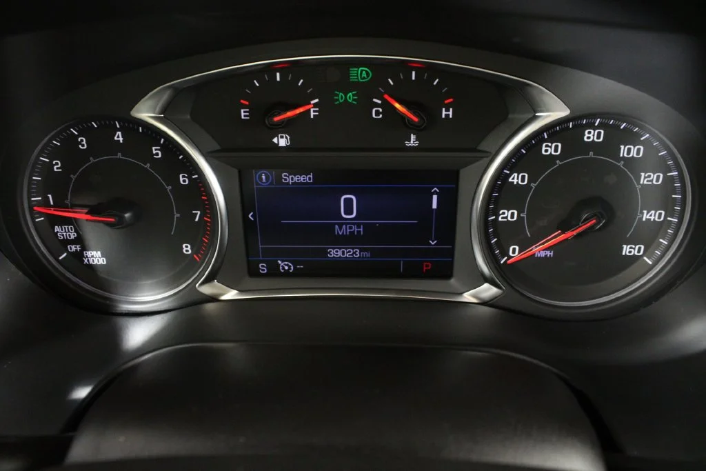 Used 2023 Ebony Twilight Metallic GMC SLE image 25