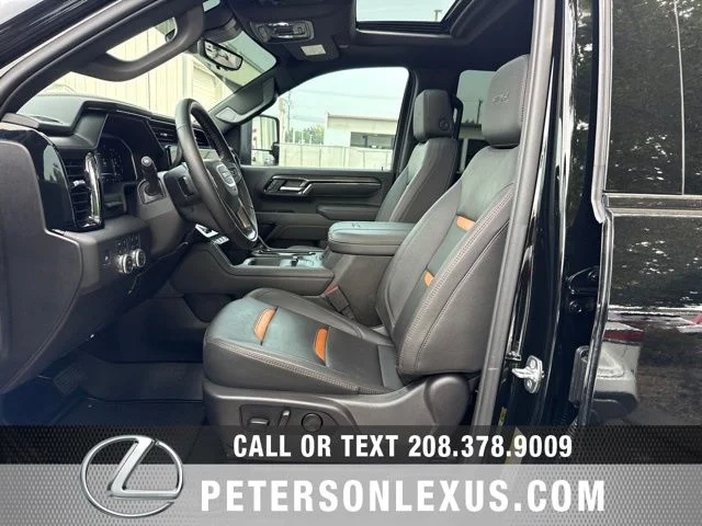 Used 2025  GMC AT4 Premium Plus image 24