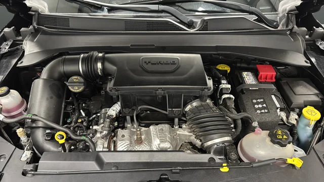 Used 2023 Diamond Black Jeep Trailhawk image 25