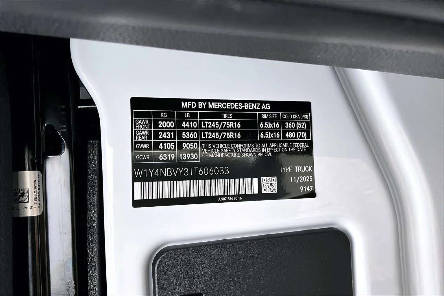 2026 Mercedes-Benz Sprinter Cargo Van Base - Photo 13