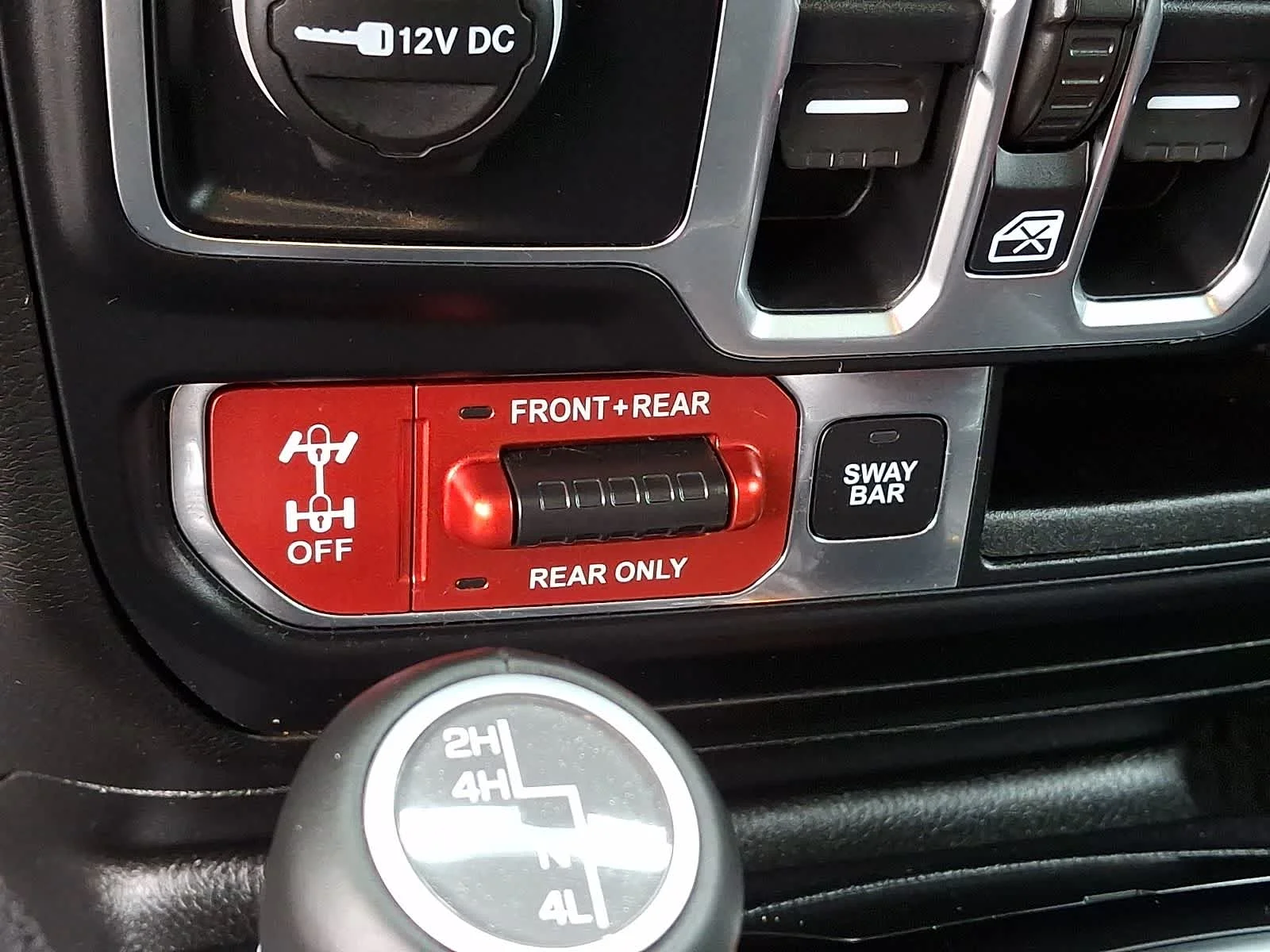 Used 2020 Bright White Clearcoat Jeep Rubicon image 24