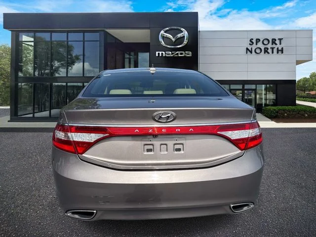 Used 2013 Brown Hyundai Base image 4
