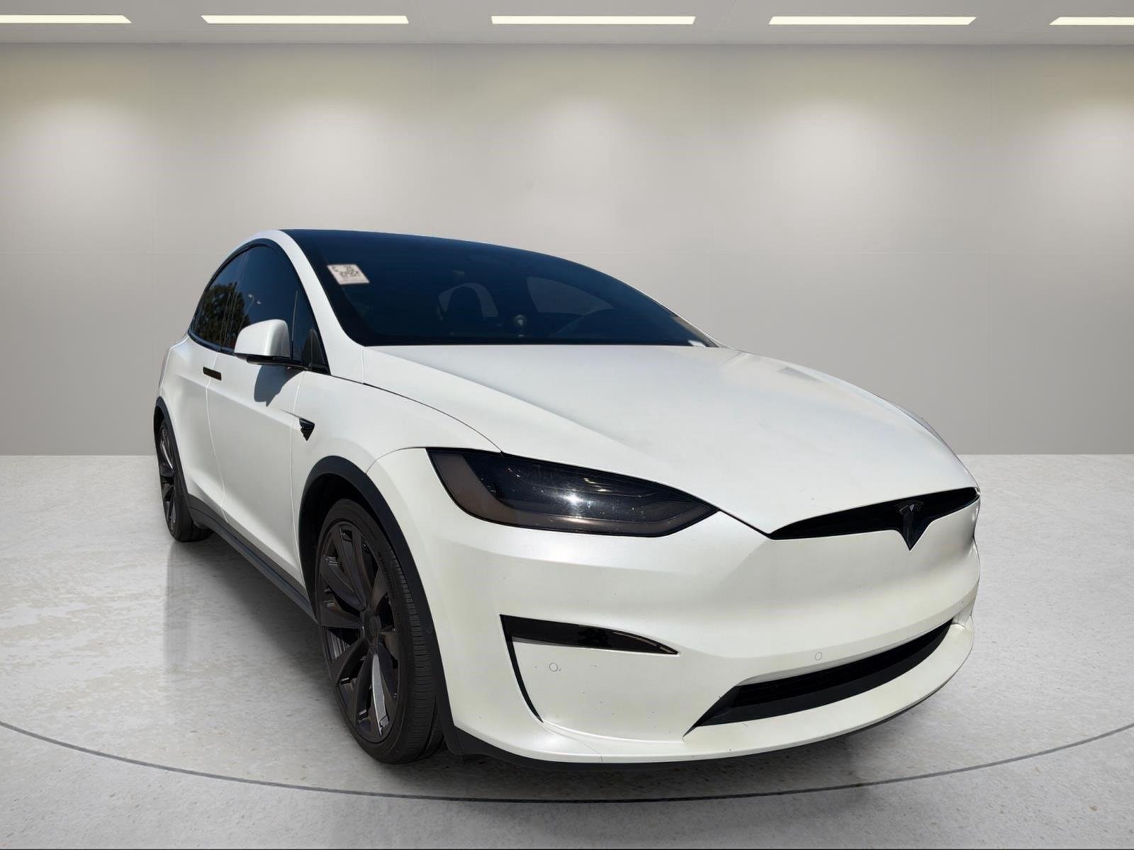 Used 2022 Pearl White Multi-Coat Tesla Plaid image 11