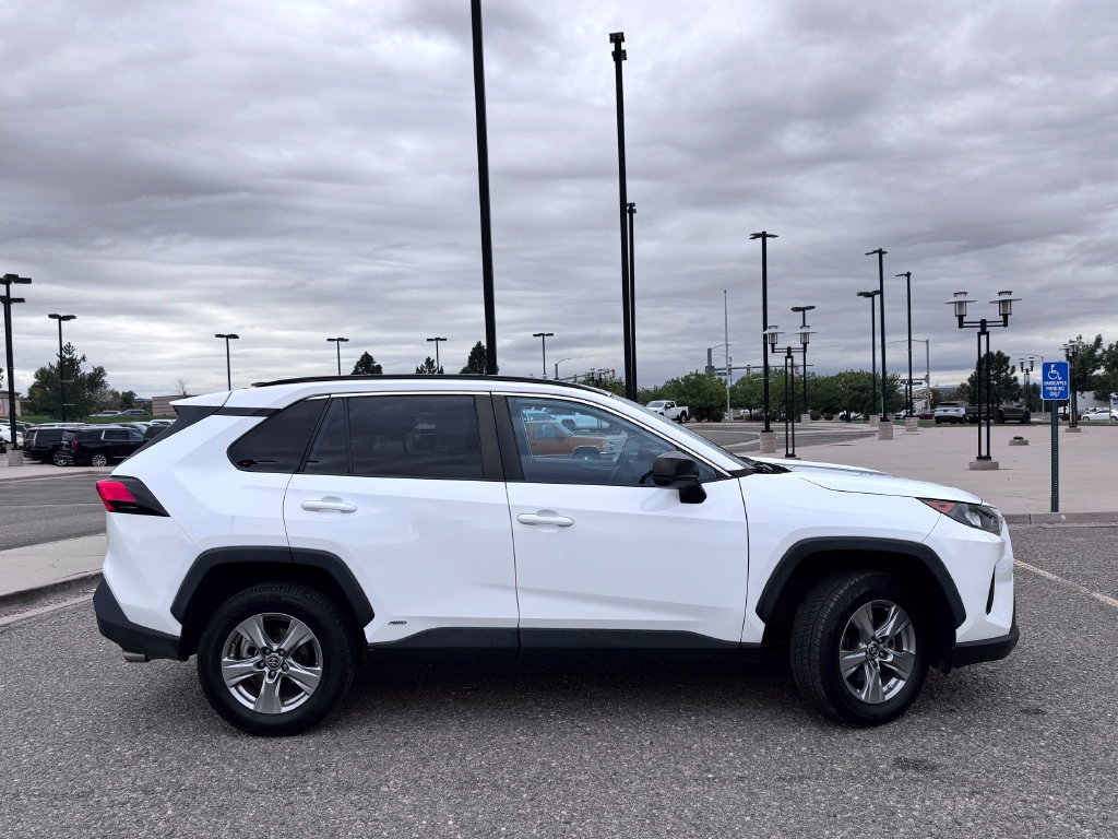 Used 2022 White Toyota LE image 6