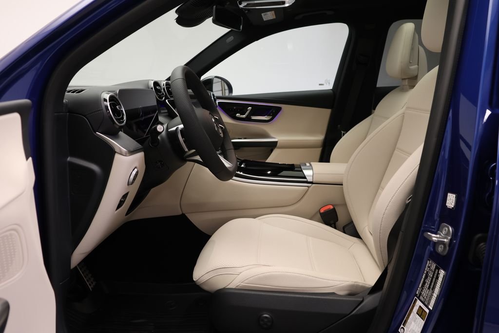 Used 2027 Starling Blue Metallic Mercedes-Benz GLC 300 image 36