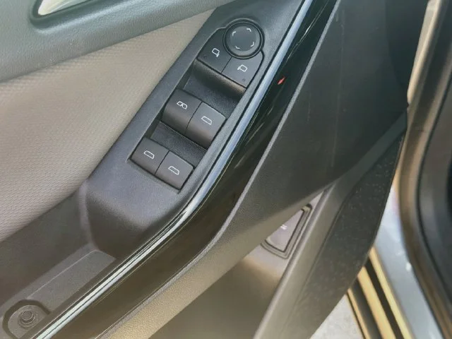 Used 2025 Gray Chevrolet LT image 19