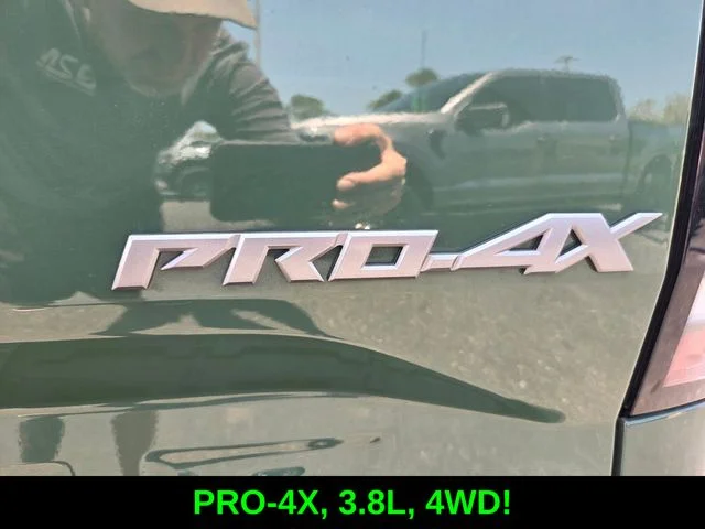 Used 2023 Green Nissan PRO-4X image 15