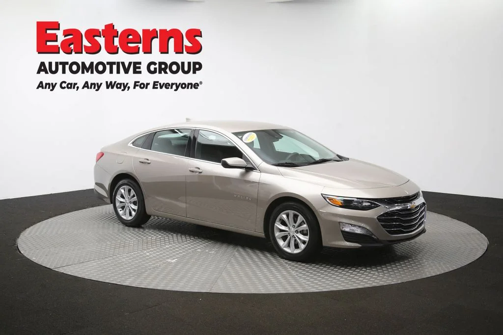 Used 2025 Gray Chevrolet LT image 48