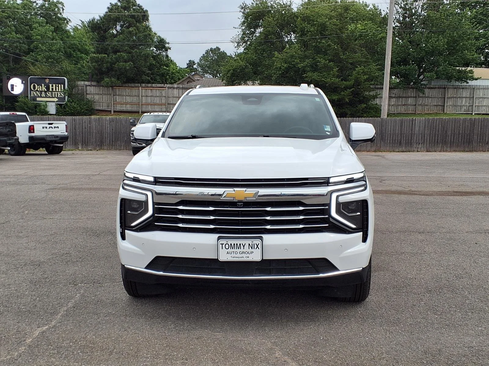Used 2025 Summit White Chevrolet LT image 22