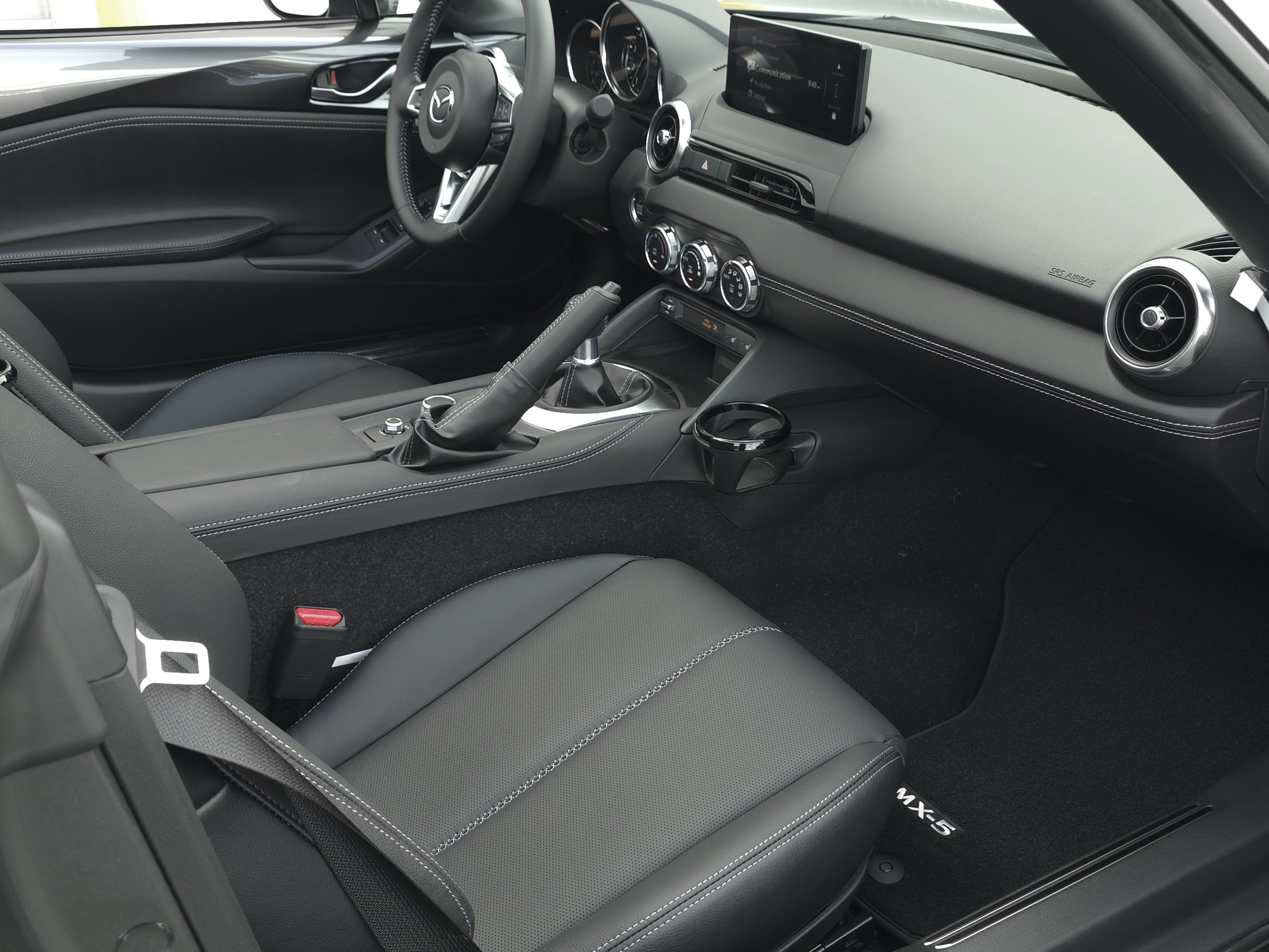 New 2026 Machine Gray Metallic Mazda Grand Touring image 38