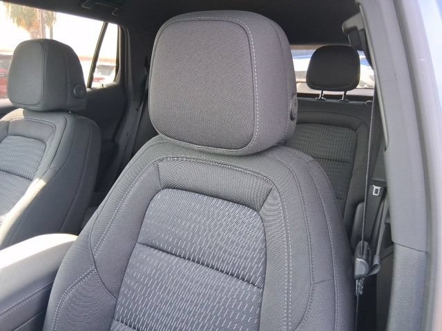 2027 Chevrolet Equinox LT - Photo 15