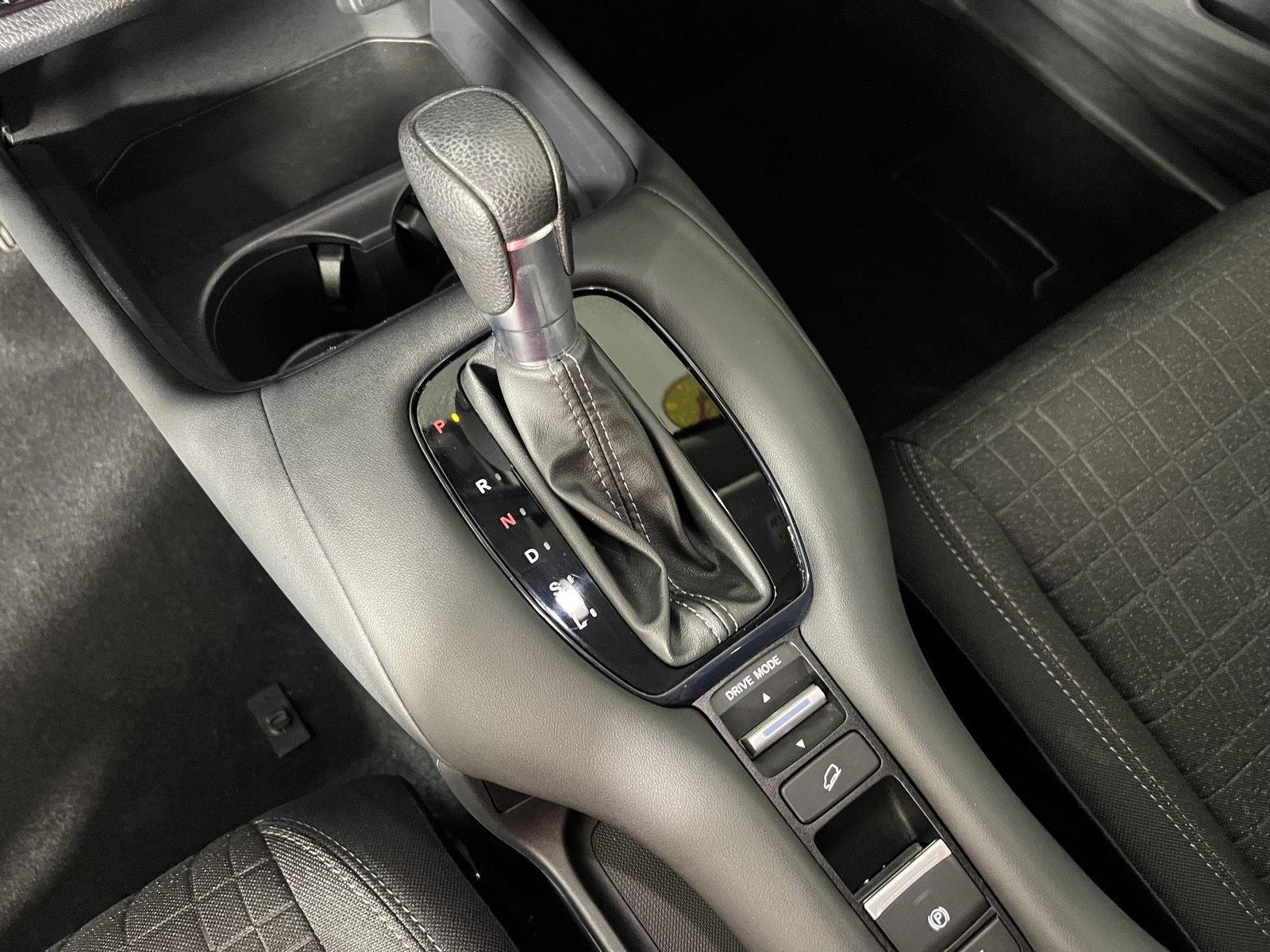 Used 2024 Modern Steel Metallic Honda LX image 14