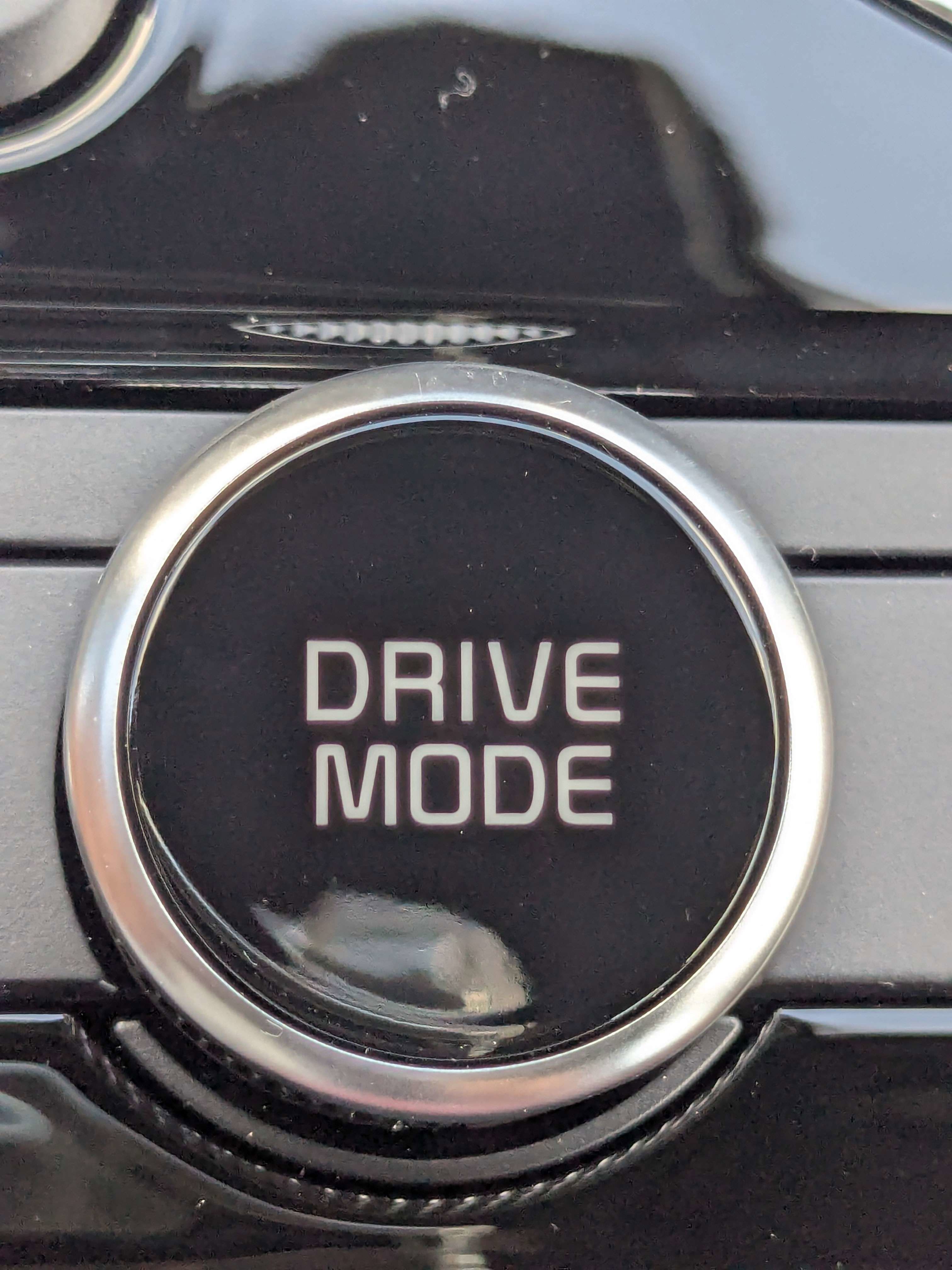 New 2026 Snow White Pearl Kia GT-Line FWD image 28